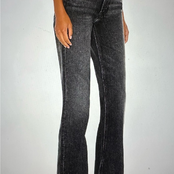 It’s to small on me - Picture 6 of 6